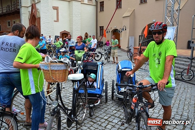 Zdjęcie w galerii na portalu naszraciborz.pl: Szósta Rowerowa Masa Krytyczna przejechała przez Racibórz. Super frekwencja wiadomości z regionu