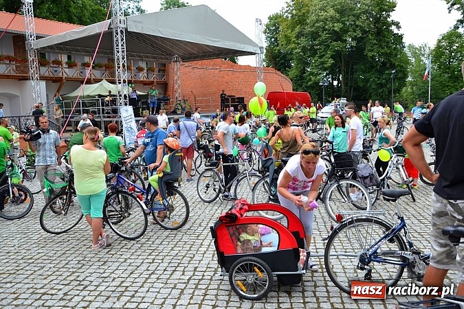Zdjęcie w galerii na portalu naszraciborz.pl: Szósta Rowerowa Masa Krytyczna przejechała przez Racibórz. Super frekwencja wiadomości z regionu