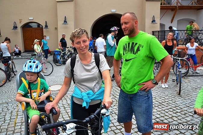 Zdjęcie w galerii na portalu naszraciborz.pl: Szósta Rowerowa Masa Krytyczna przejechała przez Racibórz. Super frekwencja wiadomości z regionu