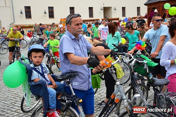 Zdjęcie w galerii na portalu naszraciborz.pl: Szósta Rowerowa Masa Krytyczna przejechała przez Racibórz. Super frekwencja wiadomości z regionu