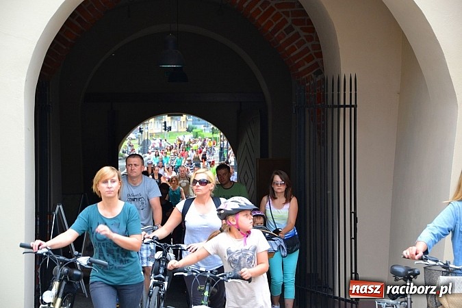 Zdjęcie w galerii na portalu naszraciborz.pl: Szósta Rowerowa Masa Krytyczna przejechała przez Racibórz. Super frekwencja wiadomości z regionu