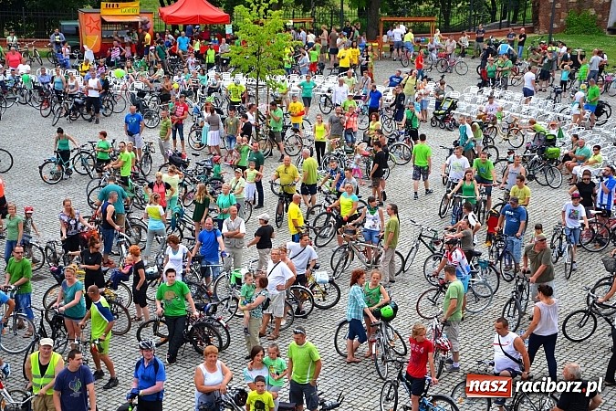 Zdjęcie w galerii na portalu naszraciborz.pl: Szósta Rowerowa Masa Krytyczna przejechała przez Racibórz. Super frekwencja wiadomości z regionu