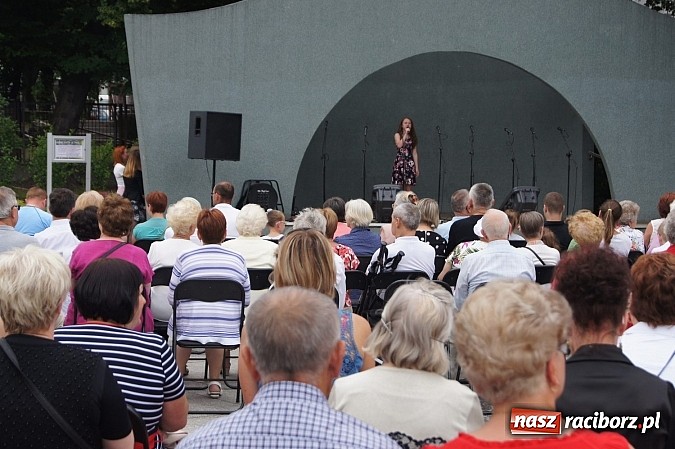 Zdjęcie w galerii na portalu naszraciborz.pl: Perspektywa na dobry początek koncertów letnich w Parku Roth wiadomości z regionu
