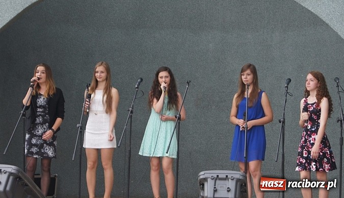 Zdjęcie w galerii na portalu naszraciborz.pl: Perspektywa na dobry początek koncertów letnich w Parku Roth wiadomości z regionu