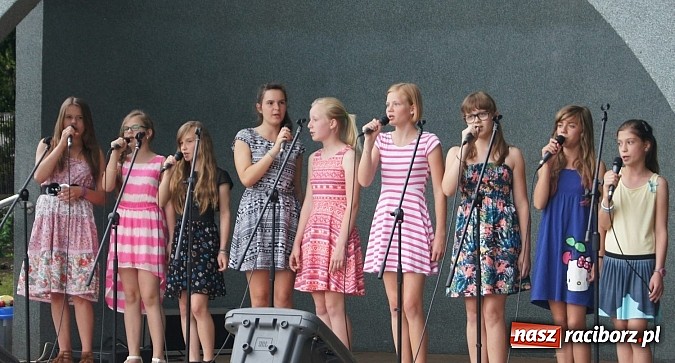 Zdjęcie w galerii na portalu naszraciborz.pl: Perspektywa na dobry początek koncertów letnich w Parku Roth wiadomości z regionu