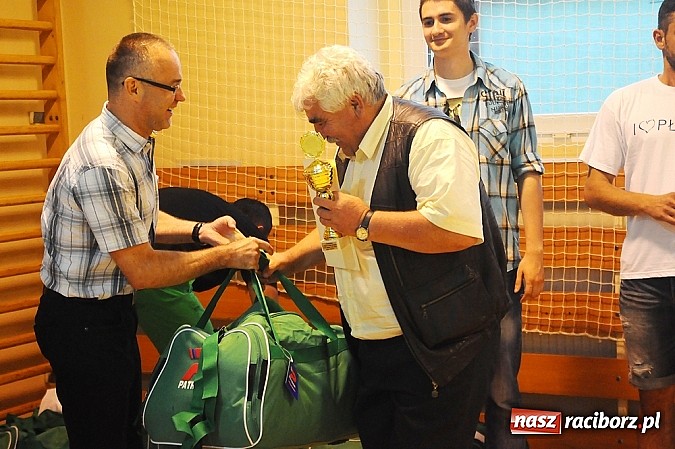Zdjęcie w galerii na portalu naszraciborz.pl: LKS Studzienna obronił Puchar Prezydenta wiadomości z regionu