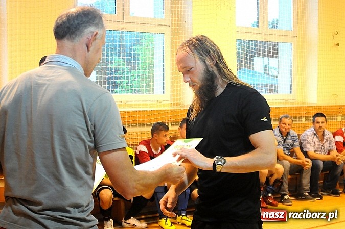 Zdjęcie w galerii na portalu naszraciborz.pl: LKS Studzienna obronił Puchar Prezydenta wiadomości z regionu