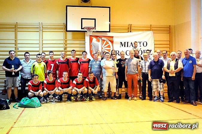 Zdjęcie w galerii na portalu naszraciborz.pl: LKS Studzienna obronił Puchar Prezydenta wiadomości z regionu