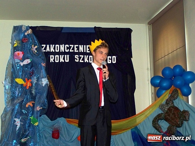 Zdjęcie w galerii na portalu naszraciborz.pl: Pożegnanie klas 3 w G5 wiadomości z regionu
