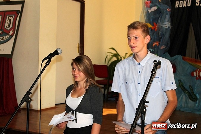 Zdjęcie w galerii na portalu naszraciborz.pl: Zakończenie roku w gimnazjum nr 5 wiadomości z regionu