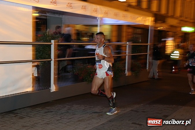 Zdjęcie w galerii na portalu naszraciborz.pl: Rybnicki P&oacute;łmaraton Księżycowy już za nami. Startowali też mieszkańcy naszego powiatu wiadomości z regionu