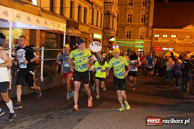 Zdjęcie w galerii na portalu naszraciborz.pl: Rybnicki P&oacute;łmaraton Księżycowy już za nami. Startowali też mieszkańcy naszego powiatu wiadomości z regionu