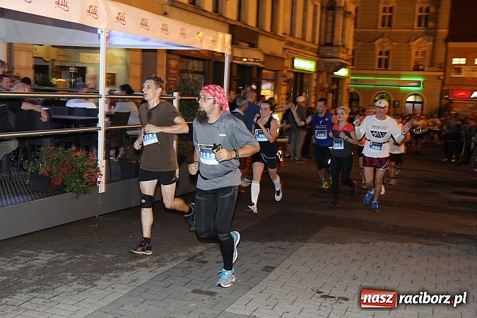 Zdjęcie w galerii na portalu naszraciborz.pl: Rybnicki P&oacute;łmaraton Księżycowy już za nami. Startowali też mieszkańcy naszego powiatu wiadomości z regionu
