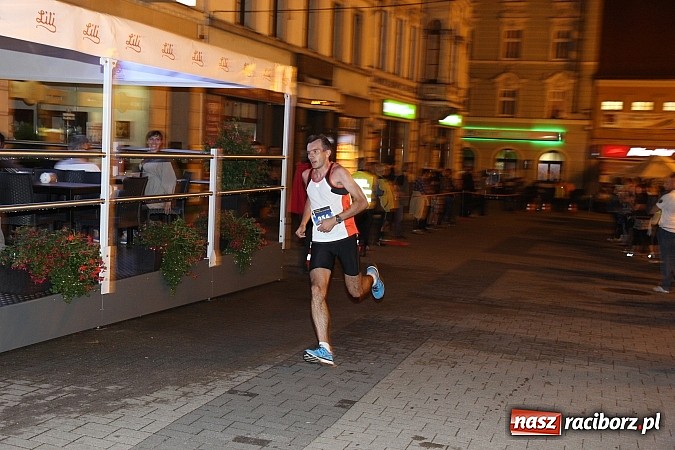 Zdjęcie w galerii na portalu naszraciborz.pl: Rybnicki P&oacute;łmaraton Księżycowy już za nami. Startowali też mieszkańcy naszego powiatu wiadomości z regionu