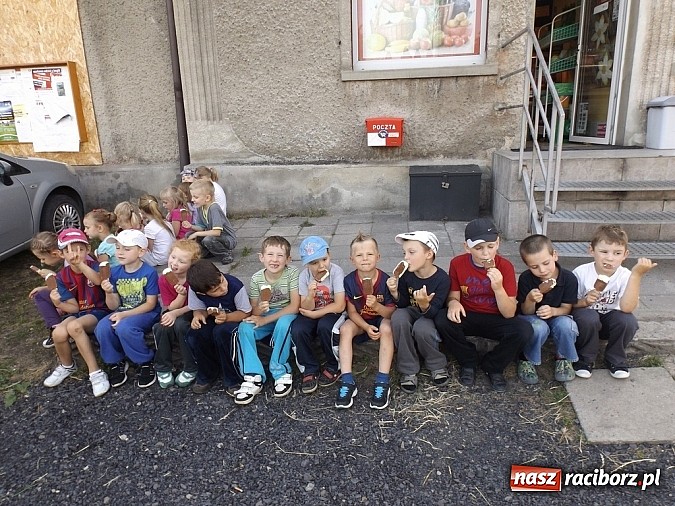 Zdjęcie w galerii na portalu naszraciborz.pl: Zielona noc w przedszkolu w Łańcach wiadomości z regionu