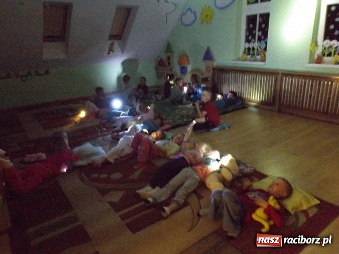 Zdjęcie w galerii na portalu naszraciborz.pl: Zielona noc w przedszkolu w Łańcach wiadomości z regionu