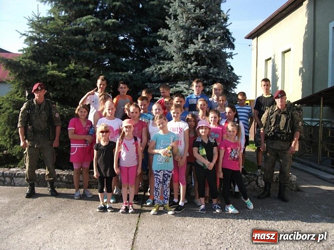 Zdjęcie w galerii na portalu naszraciborz.pl: Przygoda i zabawa, czyli biwak w Borucinie wiadomości z regionu