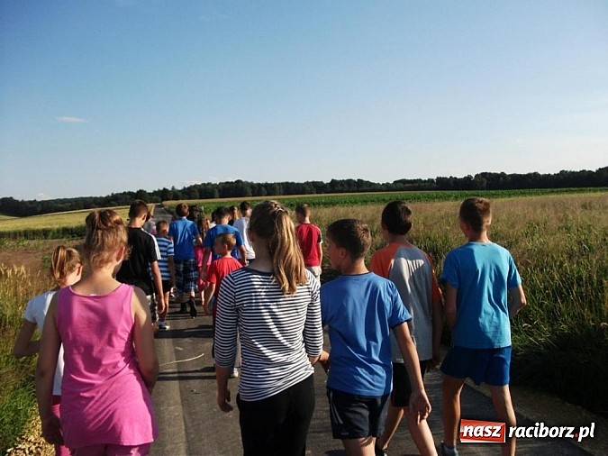 Zdjęcie w galerii na portalu naszraciborz.pl: Przygoda i zabawa, czyli biwak w Borucinie wiadomości z regionu