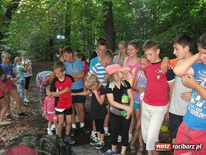 Zdjęcie w galerii na portalu naszraciborz.pl: Przygoda i zabawa, czyli biwak w Borucinie wiadomości z regionu