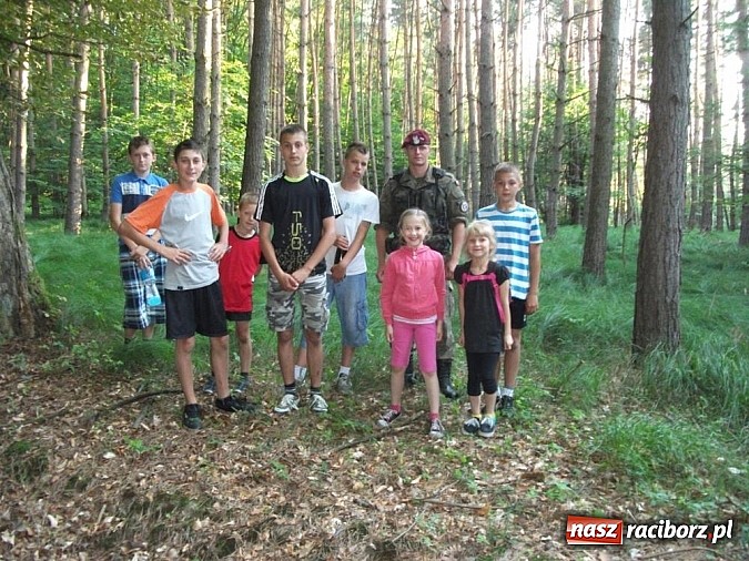 Zdjęcie w galerii na portalu naszraciborz.pl: Przygoda i zabawa, czyli biwak w Borucinie wiadomości z regionu