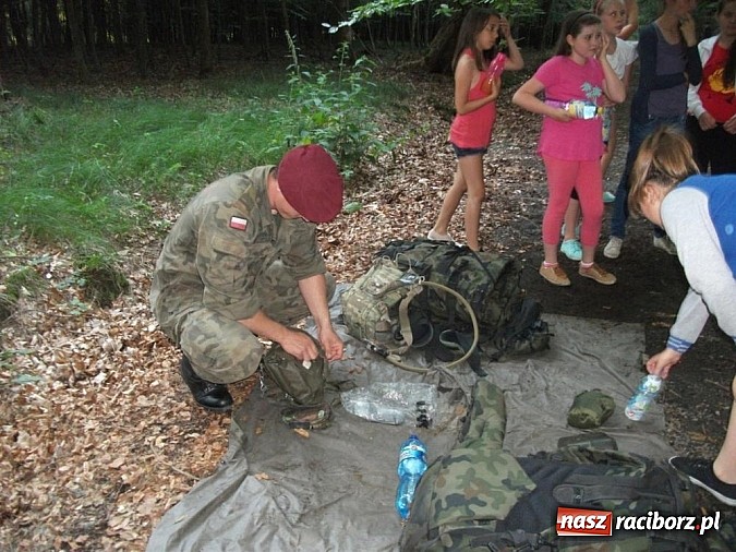 Zdjęcie w galerii na portalu naszraciborz.pl: Przygoda i zabawa, czyli biwak w Borucinie wiadomości z regionu