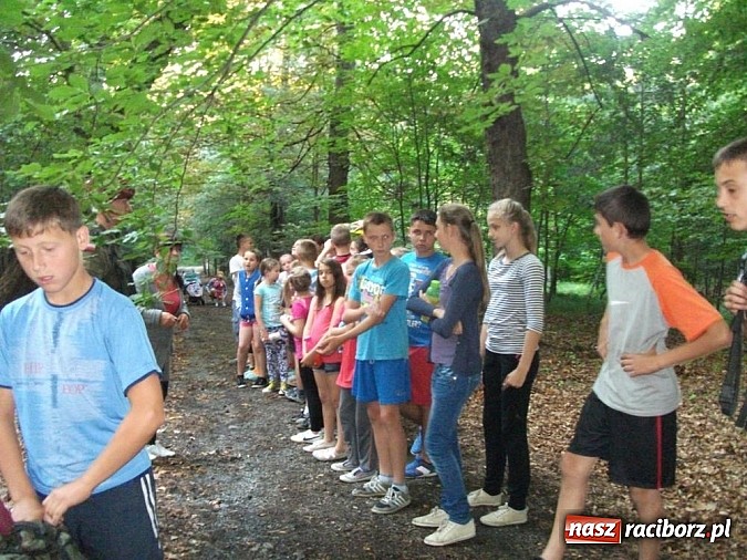Zdjęcie w galerii na portalu naszraciborz.pl: Przygoda i zabawa, czyli biwak w Borucinie wiadomości z regionu