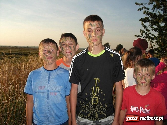 Zdjęcie w galerii na portalu naszraciborz.pl: Przygoda i zabawa, czyli biwak w Borucinie wiadomości z regionu