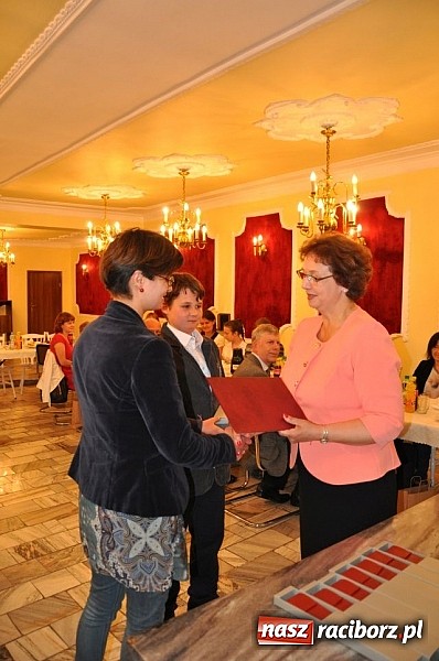 Zdjęcie w galerii na portalu naszraciborz.pl: Najzdolniejsi uczniowie z gminy Kuźnia Raciborska zostali nagrodzeni wiadomości z regionu