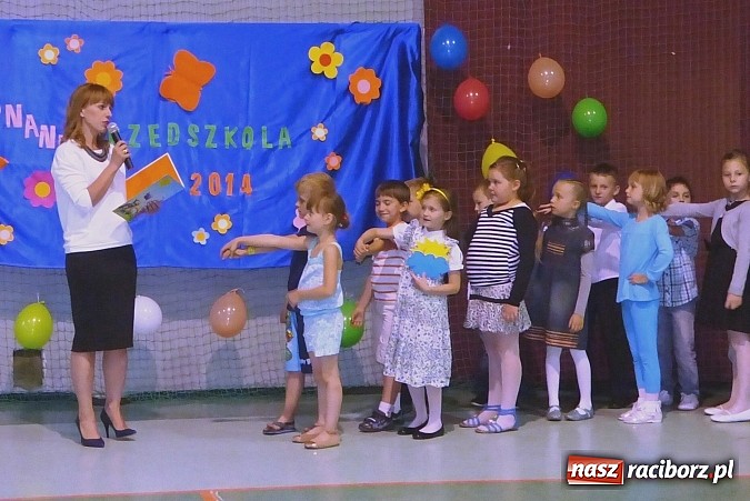 Zdjęcie w galerii na portalu naszraciborz.pl: Polonez na zakończenie roku w... przedszkolu wiadomości z regionu