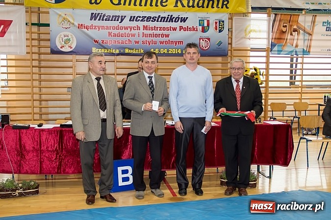 Zdjęcie w galerii na portalu naszraciborz.pl: Mocny akcent Dębu na zakończenie sezonu  wiadomości z regionu