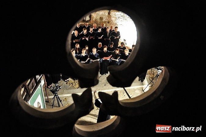 Zdjęcie w galerii na portalu naszraciborz.pl: Wyjątkowy koncert w kaplicy zamkowej wiadomości z regionu
