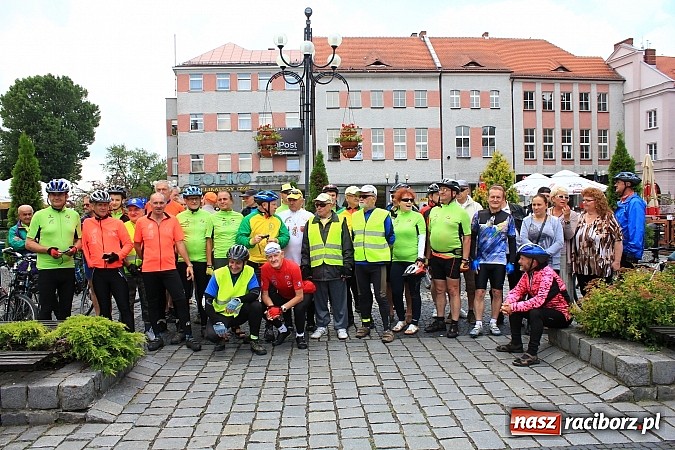 Zdjęcie w galerii na portalu naszraciborz.pl: 3500 km w 45 dni. Ruszył XVI Rajd Rowerowy Środowisk Trzeźwościowych wiadomości z regionu