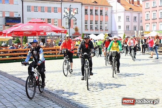 Zdjęcie w galerii na portalu naszraciborz.pl: 3500 km w 45 dni. Ruszył XVI Rajd Rowerowy Środowisk Trzeźwościowych wiadomości z regionu
