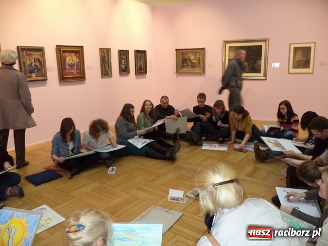 Zdjęcie w galerii na portalu naszraciborz.pl: Bohemiści w PWSZ aktywni od 10 lat wiadomości z regionu