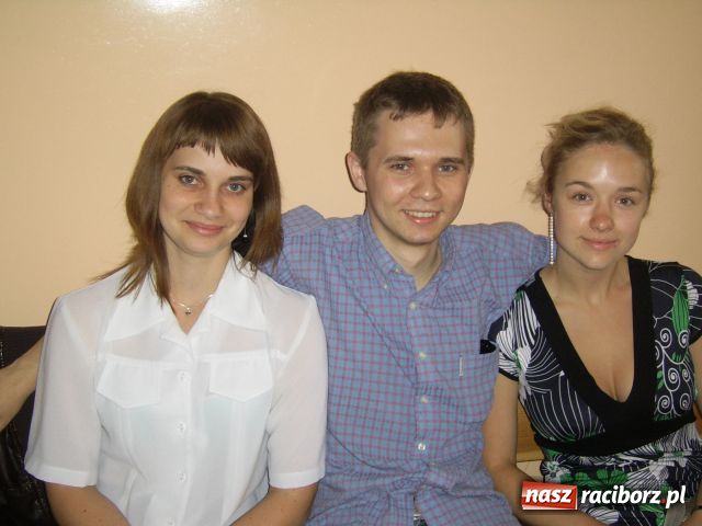 Zdjęcie w galerii na portalu naszraciborz.pl: Studenci jadą na wakacje wiadomości z regionu