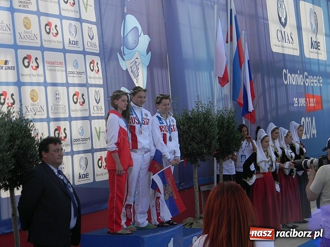 Zdjęcie w galerii na portalu naszraciborz.pl: Pływanie w płetwach. Złoto-srebrna Amelia wiadomości z regionu