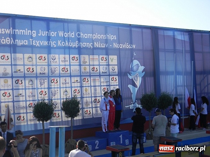 Zdjęcie w galerii na portalu naszraciborz.pl: Pływanie w płetwach. Złoto-srebrna Amelia wiadomości z regionu