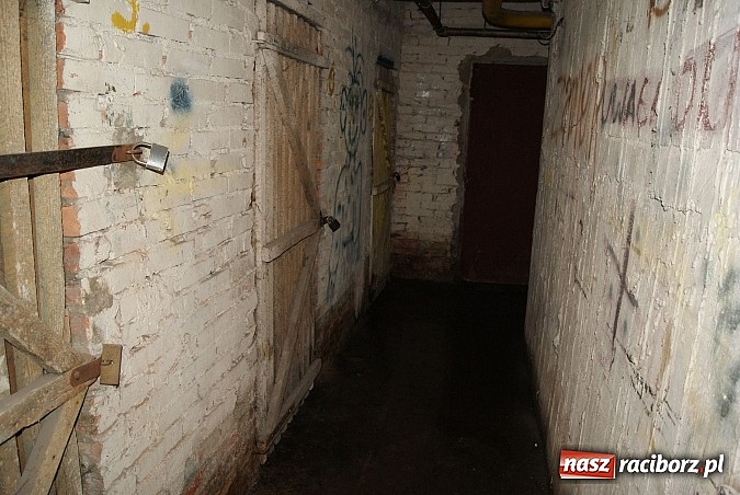 Zdjęcie w galerii na portalu naszraciborz.pl: Problem z piwnicami na Opawskiej... wiadomości z regionu