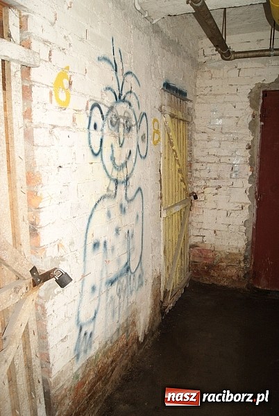 Zdjęcie w galerii na portalu naszraciborz.pl: Problem z piwnicami na Opawskiej... wiadomości z regionu