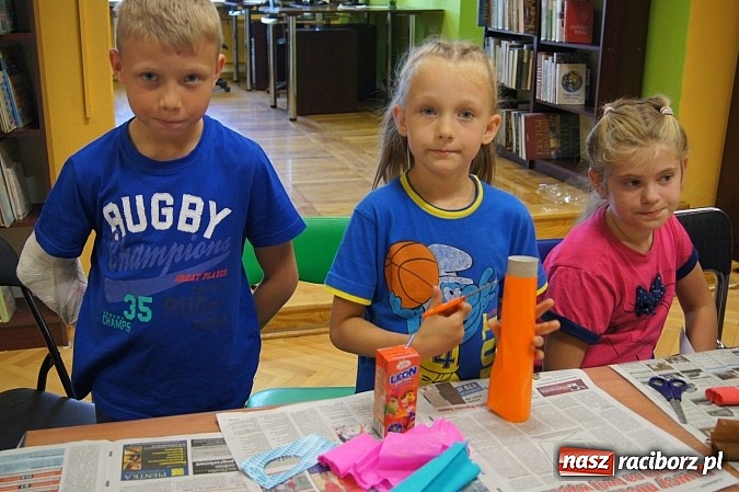 Zdjęcie w galerii na portalu naszraciborz.pl: Biblioteka w Nędzy zabiera dzieci w daleką podróż wiadomości z regionu