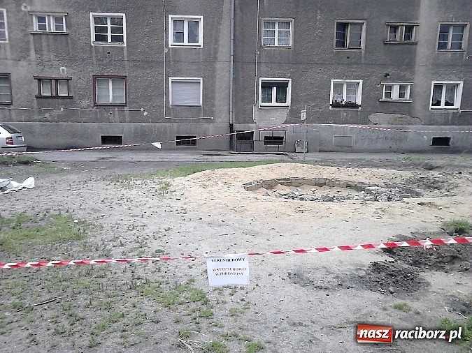 Zdjęcie w galerii na portalu naszraciborz.pl: Czytelnik pyta: Plac zabaw czy gruzowisko? wiadomości z regionu