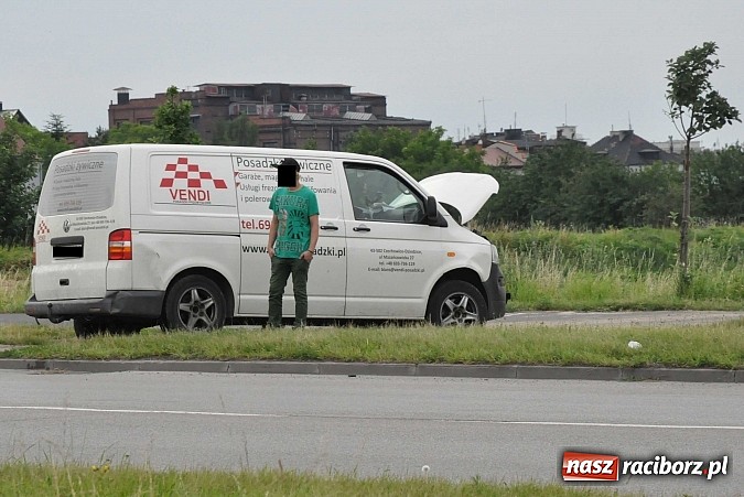 Zdjęcie w galerii na portalu naszraciborz.pl: Nieuwaga przyczyną kolizji na Piaskowej wiadomości z regionu