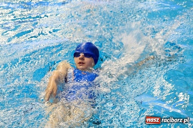 Zdjęcie w galerii na portalu naszraciborz.pl: Pływacy Szkoły Mistrzostwa Sportowego po raz pierwszy w historii startowali w Izraelu wiadomości z regionu