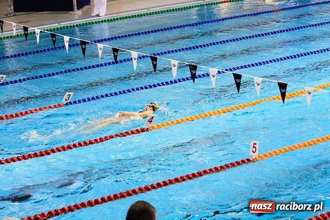 Zdjęcie w galerii na portalu naszraciborz.pl: Pływacy Szkoły Mistrzostwa Sportowego po raz pierwszy w historii startowali w Izraelu wiadomości z regionu