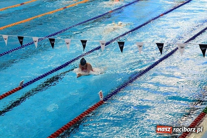 Zdjęcie w galerii na portalu naszraciborz.pl: Pływacy Szkoły Mistrzostwa Sportowego po raz pierwszy w historii startowali w Izraelu wiadomości z regionu