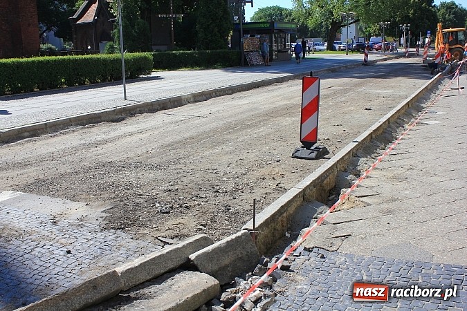 Zdjęcie w galerii na portalu naszraciborz.pl: Prace na ulicy Nowej idą pełną parą wiadomości z regionu