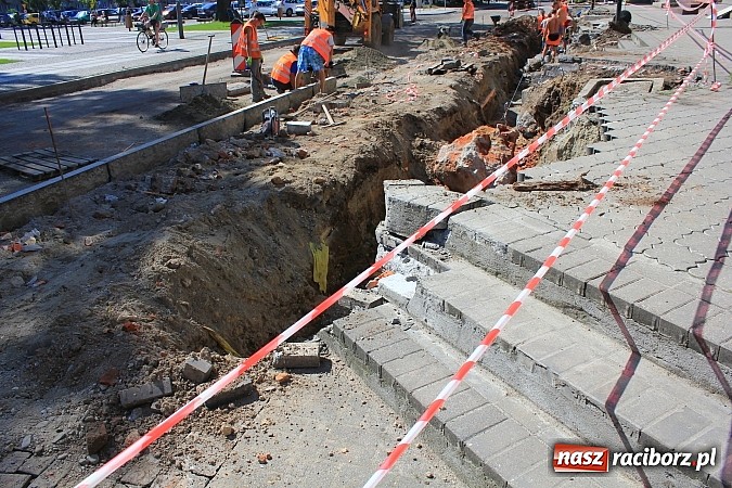 Zdjęcie w galerii na portalu naszraciborz.pl: Prace na ulicy Nowej idą pełną parą wiadomości z regionu