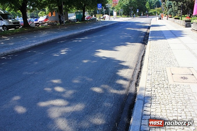 Zdjęcie w galerii na portalu naszraciborz.pl: Prace na ulicy Nowej idą pełną parą wiadomości z regionu
