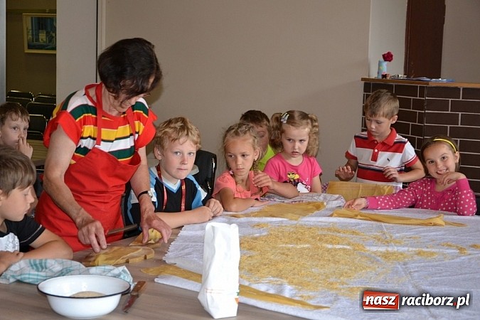 Zdjęcie w galerii na portalu naszraciborz.pl: Wakacyjna kuchnia babci w Tworkowie wiadomości z regionu