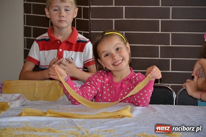 Zdjęcie w galerii na portalu naszraciborz.pl: Wakacyjna kuchnia babci w Tworkowie wiadomości z regionu